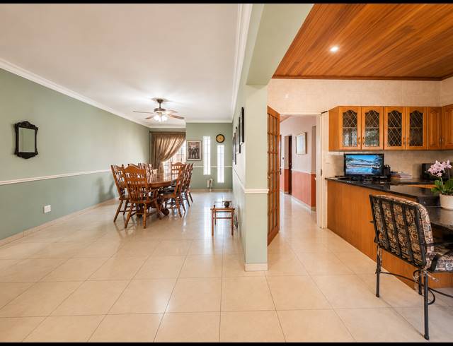 3 BEDROOM TOWNHOUSE FOR SALE IN THREE RIVERS